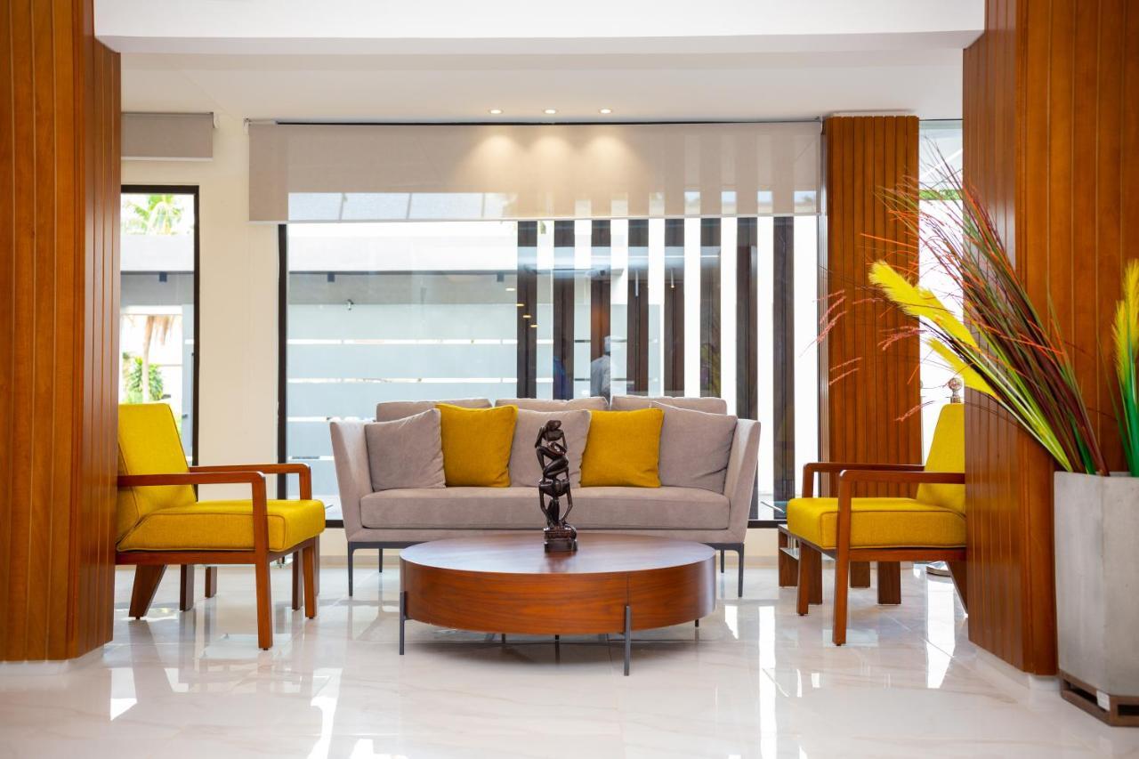 Silver Moon Hotel Abidjan Exterior foto