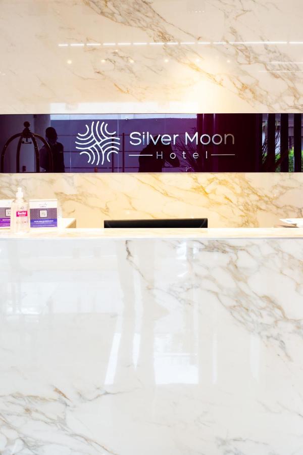 Silver Moon Hotel Abidjan Exterior foto